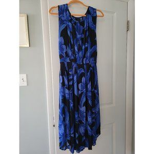 🌼 Ann Taylor Blue Midi Dress with Pleated Skirt - Floral Elegance 🌼